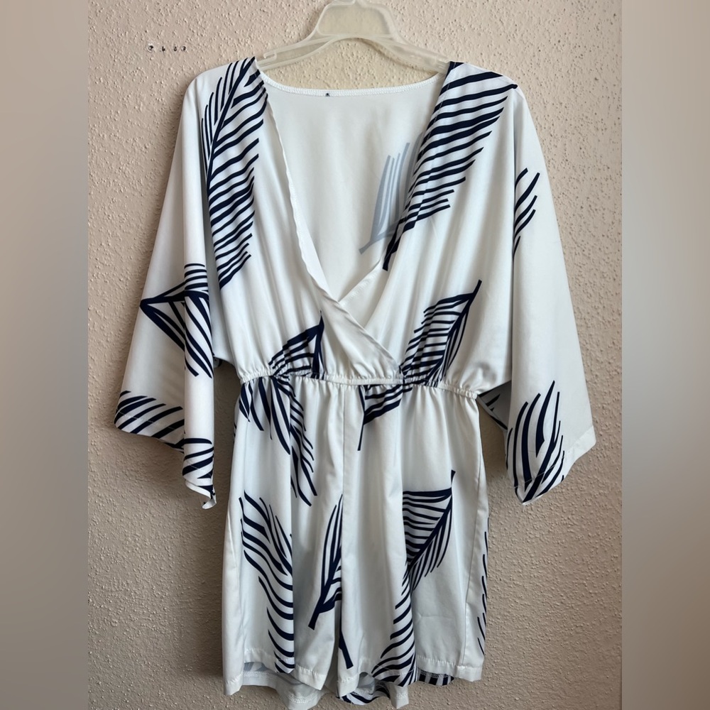 Romper - Picture 2 of 2